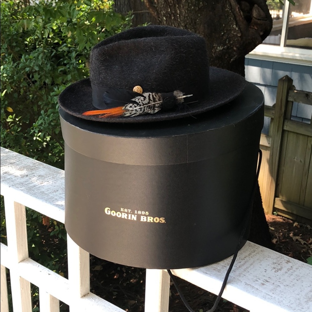 Goorin Bro’s Woman’s Rabbit Fur Felt Hat.